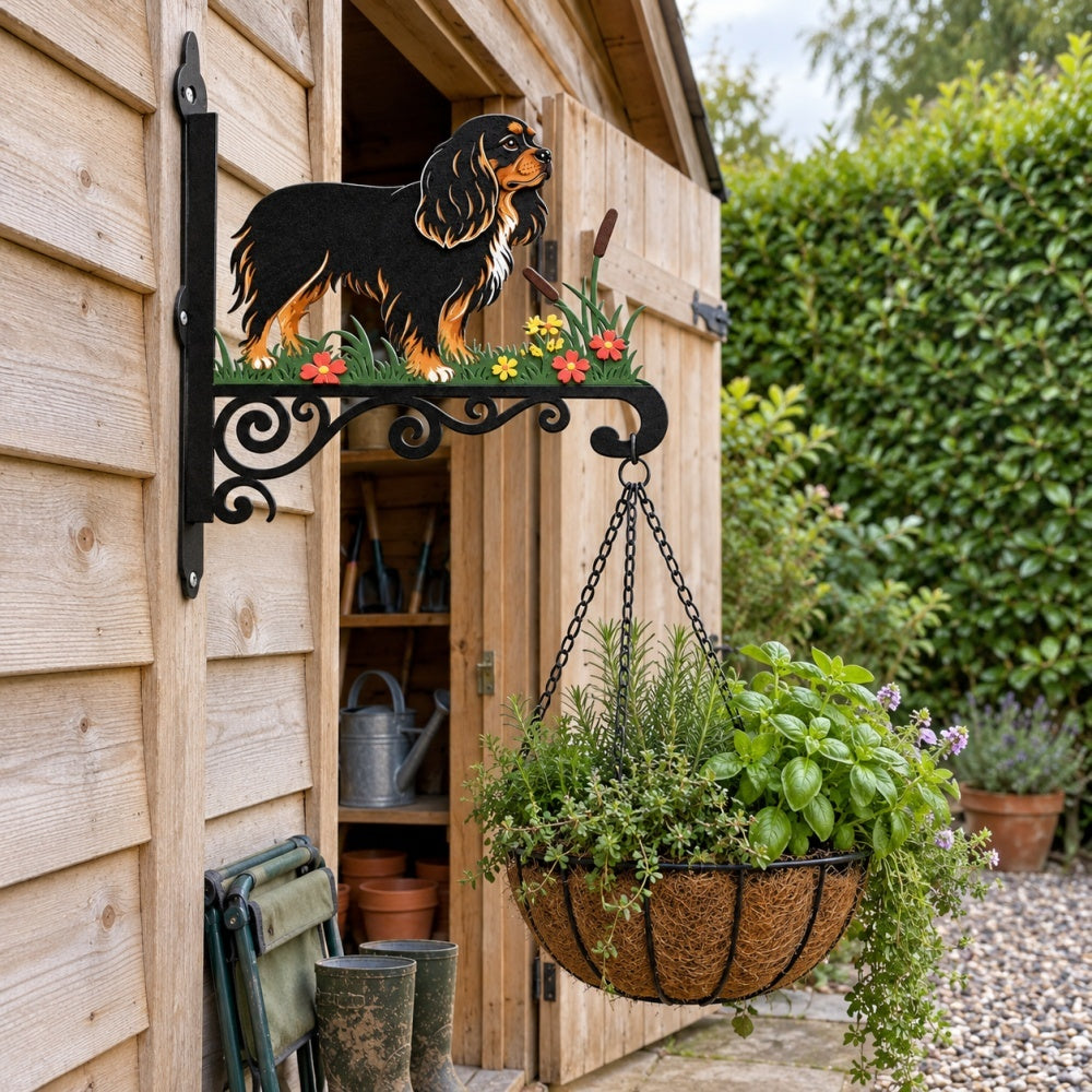 Hanging Basket Bracket – Cavalier King Charles Spaniel