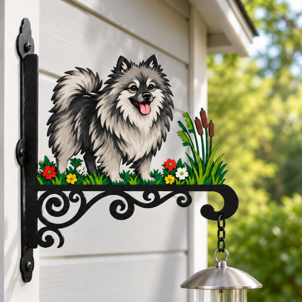 Hanging Basket Bracket – Keeshond