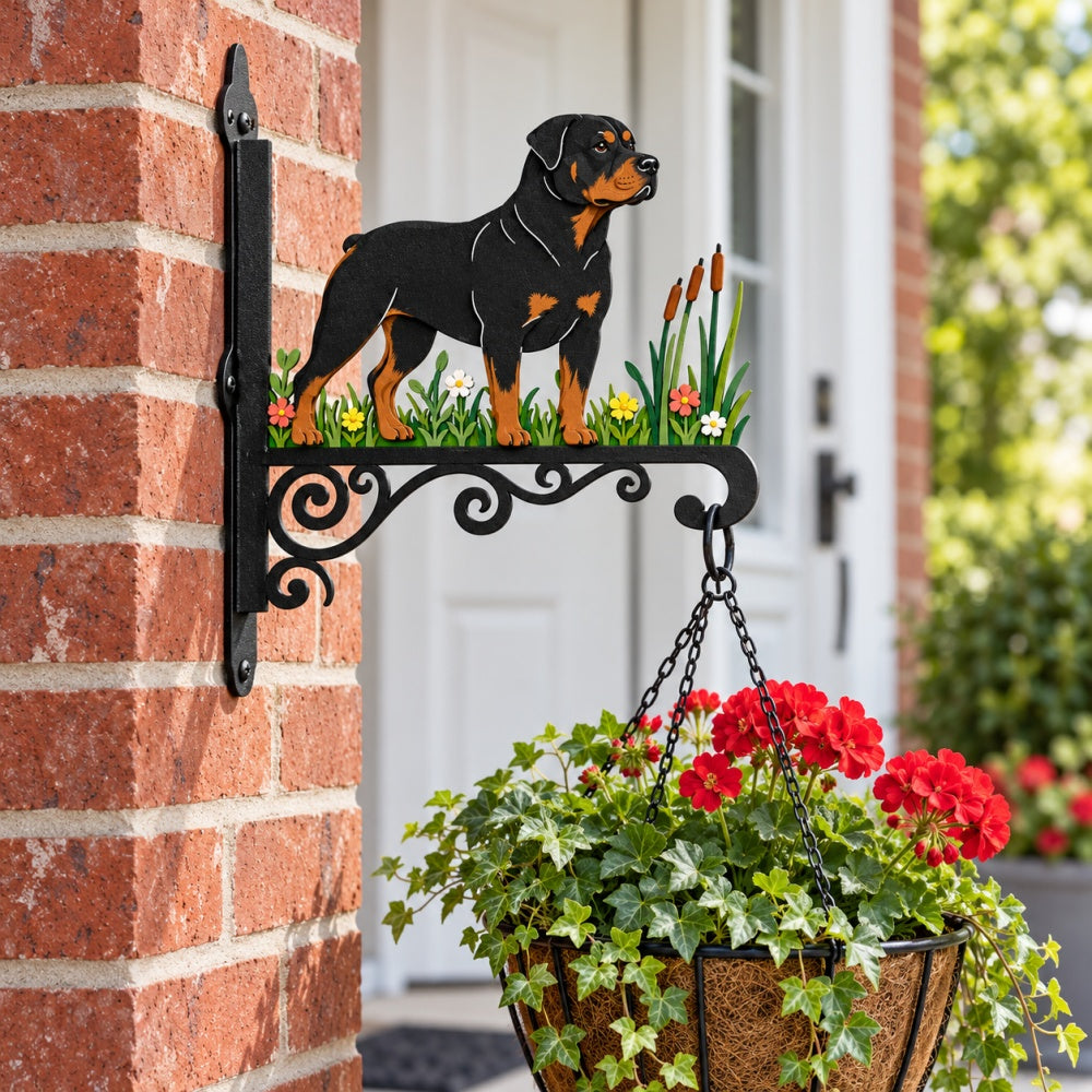 Hanging Basket Bracket – Rottweiler