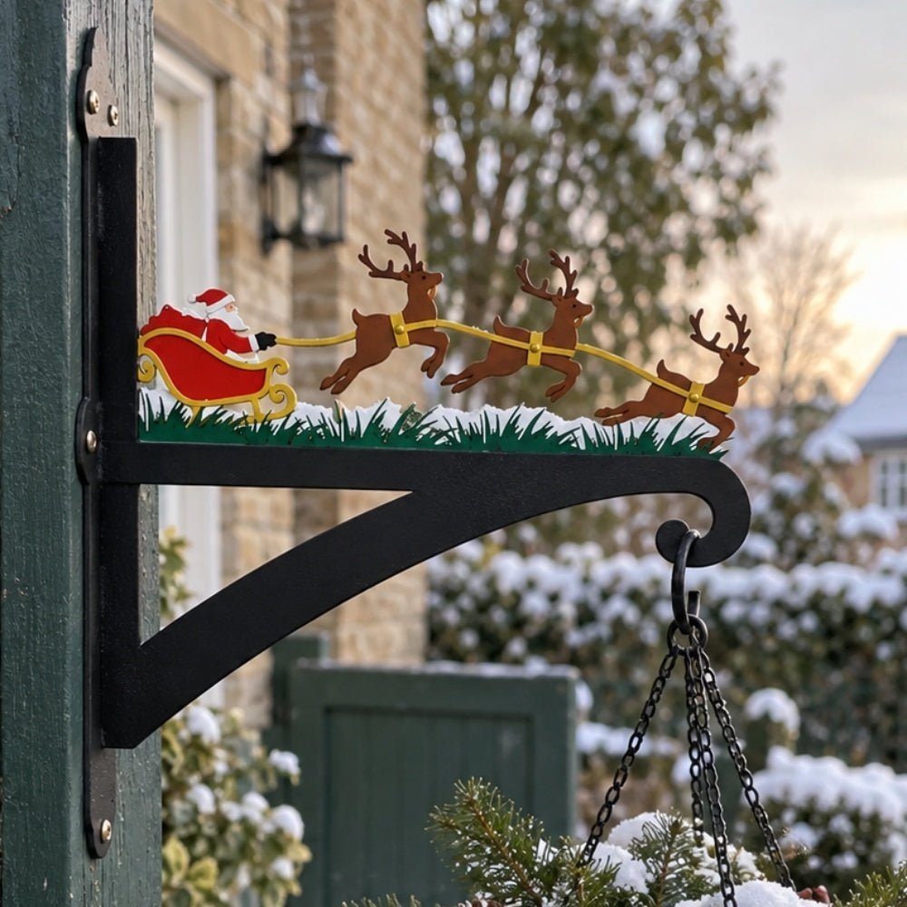 Hanging Basket Bracket – Santa Sleigh and Reindeer