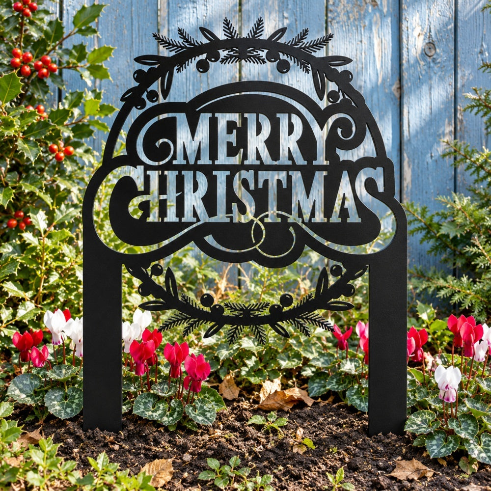 Metal Garden Stake – Merry Christmas Leafy Wreath