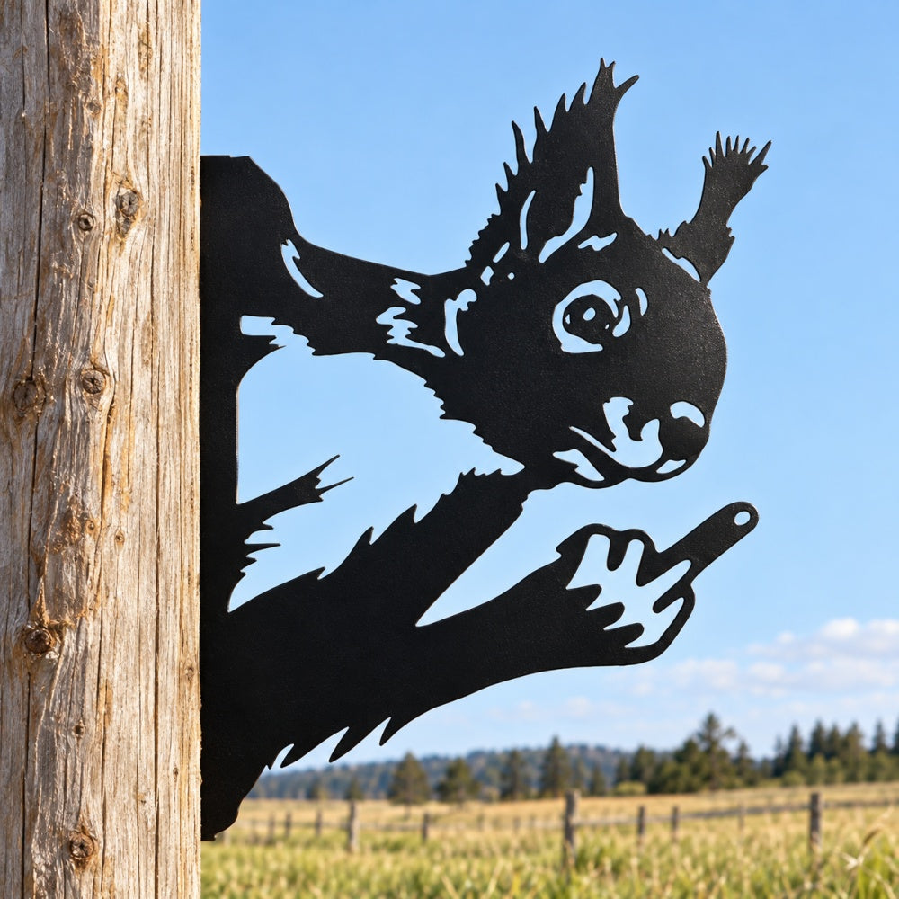Funny Metal Animal Fence Peeker - Squirrel