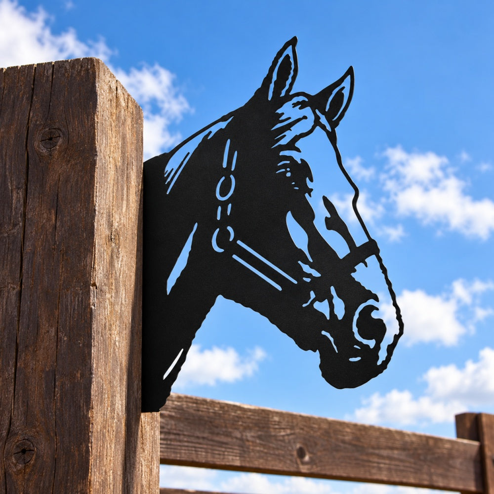 Metal Animal Fence Peekers - Classic Horse