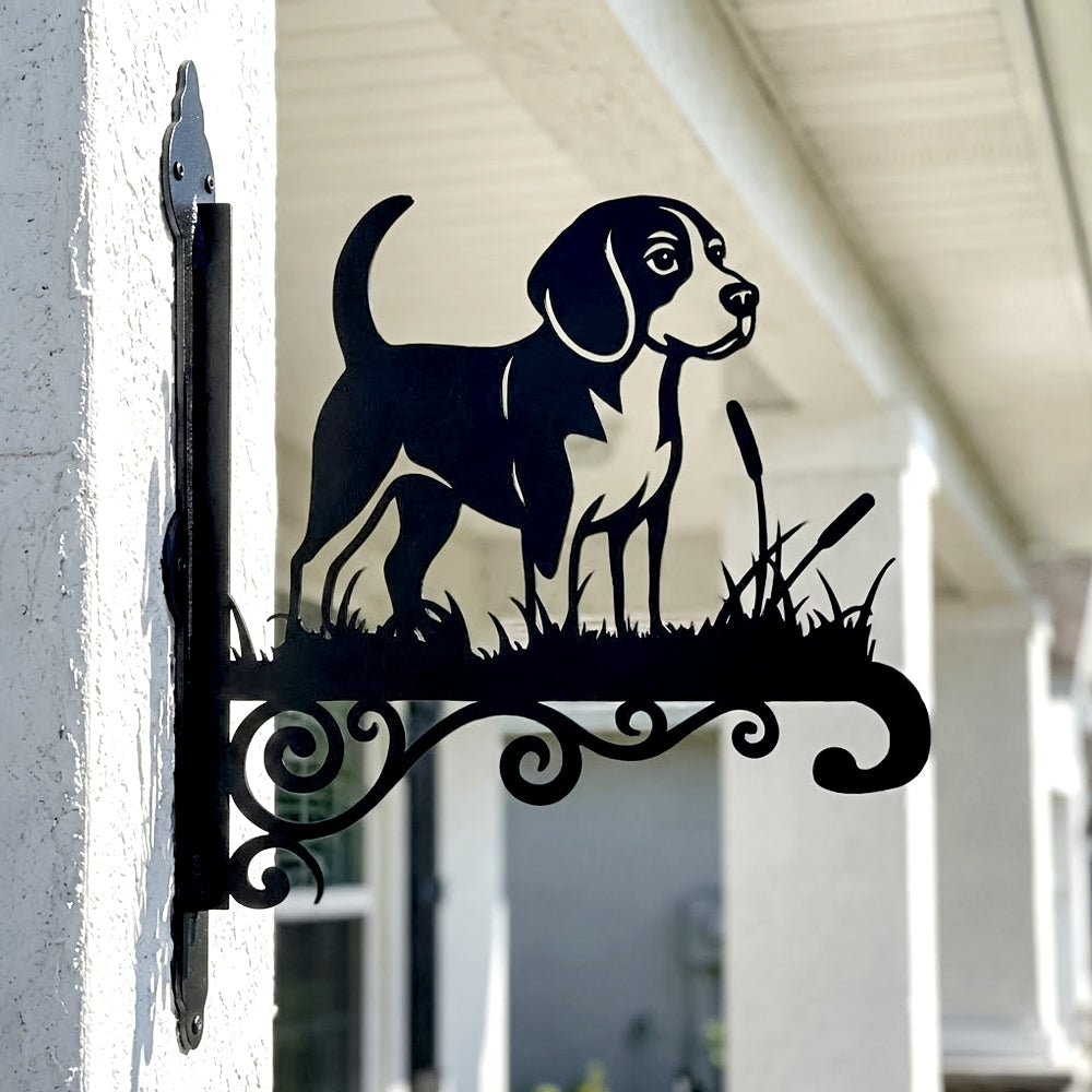 Beagle metal hanging basket bracket mounted on outdoor wall for plant decoration