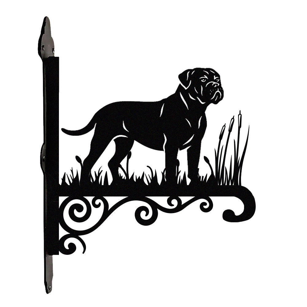 Bullmastiff metal hanging basket bracket mounted on outdoor wall for plant decoration