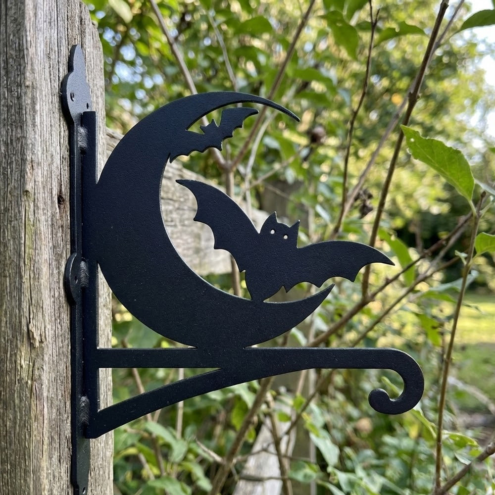Crescent moon and flying bats metal hanging basket bracket mounted on outdoor wall for plant decoration