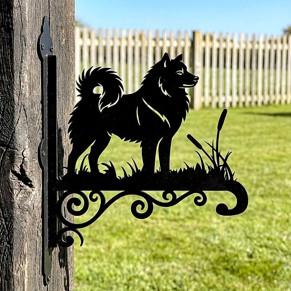 Finnish spitz metal hanging basket bracket mounted on outdoor wall for plant decoration