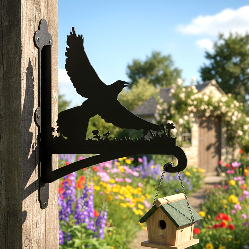 Flying raven metal hanging basket bracket mounted on outdoor wall for plant decoration