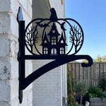 Haunted pumpkin castle metal hanging basket bracket mounted on outdoor wall for plant decoration