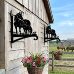Horse family metal hanging basket bracket mounted on outdoor wall for plant decoration