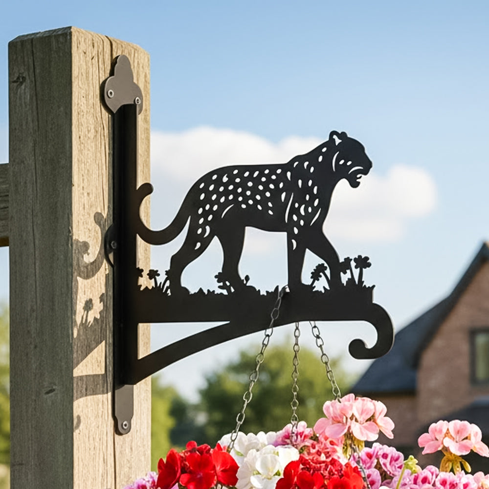 Leopard metal hanging basket bracket mounted on outdoor wall for plant decoration