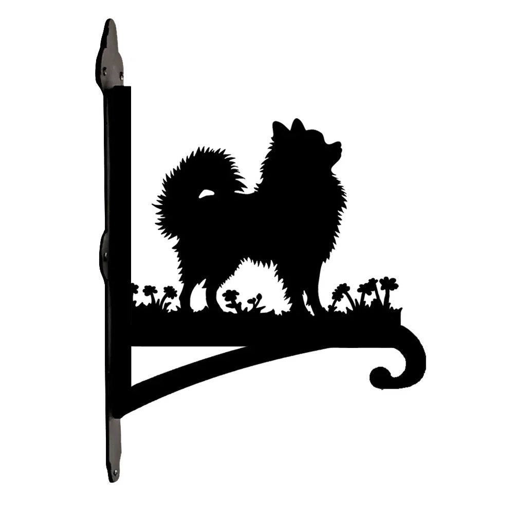 Pomeranian metal hanging basket bracket mounted on outdoor wall for plant decoration