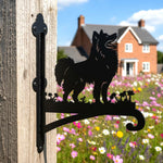 Pomeranian metal hanging basket bracket mounted on outdoor wall for plant decoration