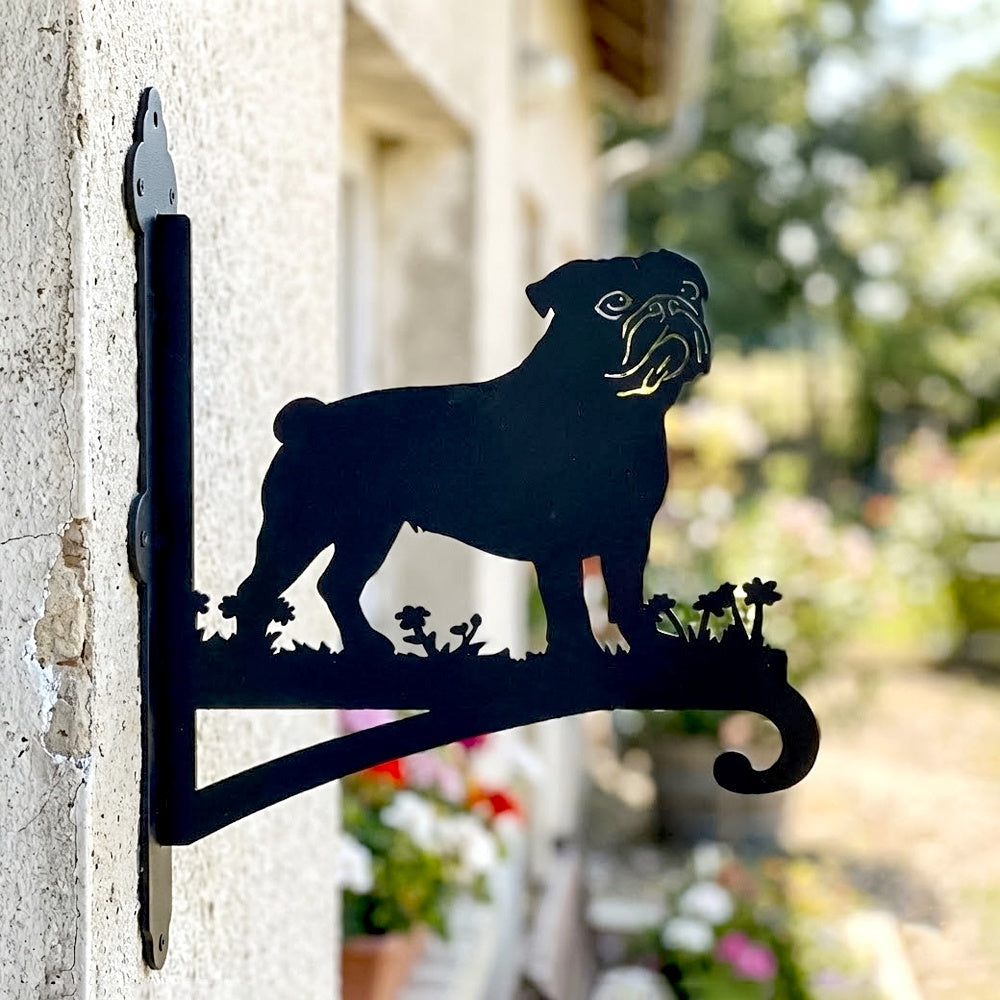 Pug metal hanging basket bracket mounted on outdoor wall for plant decoration