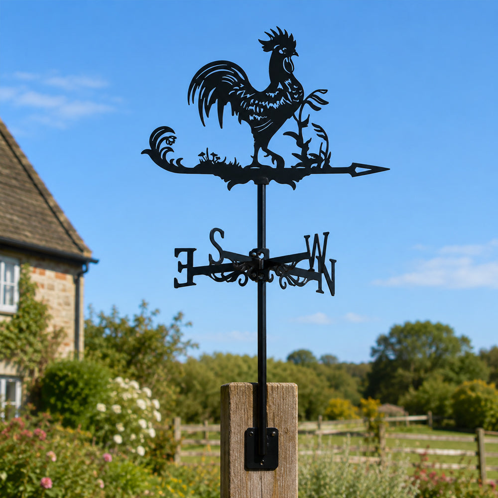 Rooster metal weather vane with directional arrows and mounting rod, outdoor roof and garden decoration