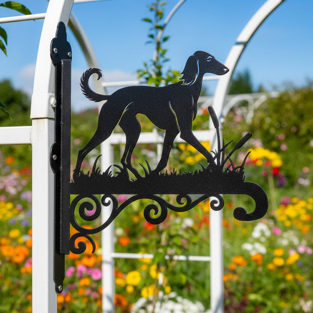 Saluki metal hanging basket bracket mounted on outdoor wall for plant decoration