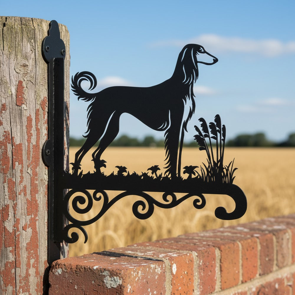 Saluki metal hanging basket bracket mounted on outdoor wall for plant decoration