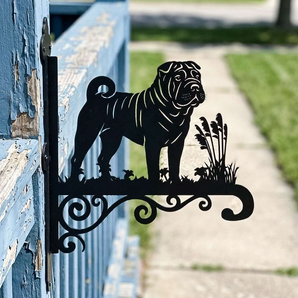 Shar-pei metal hanging basket bracket mounted on outdoor wall for plant decoration