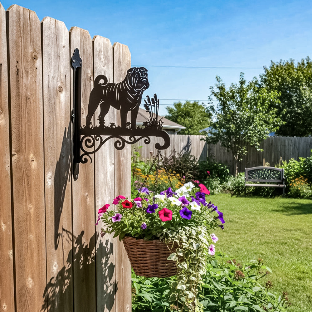 Shar-pei metal hanging basket bracket mounted on outdoor wall for plant decoration